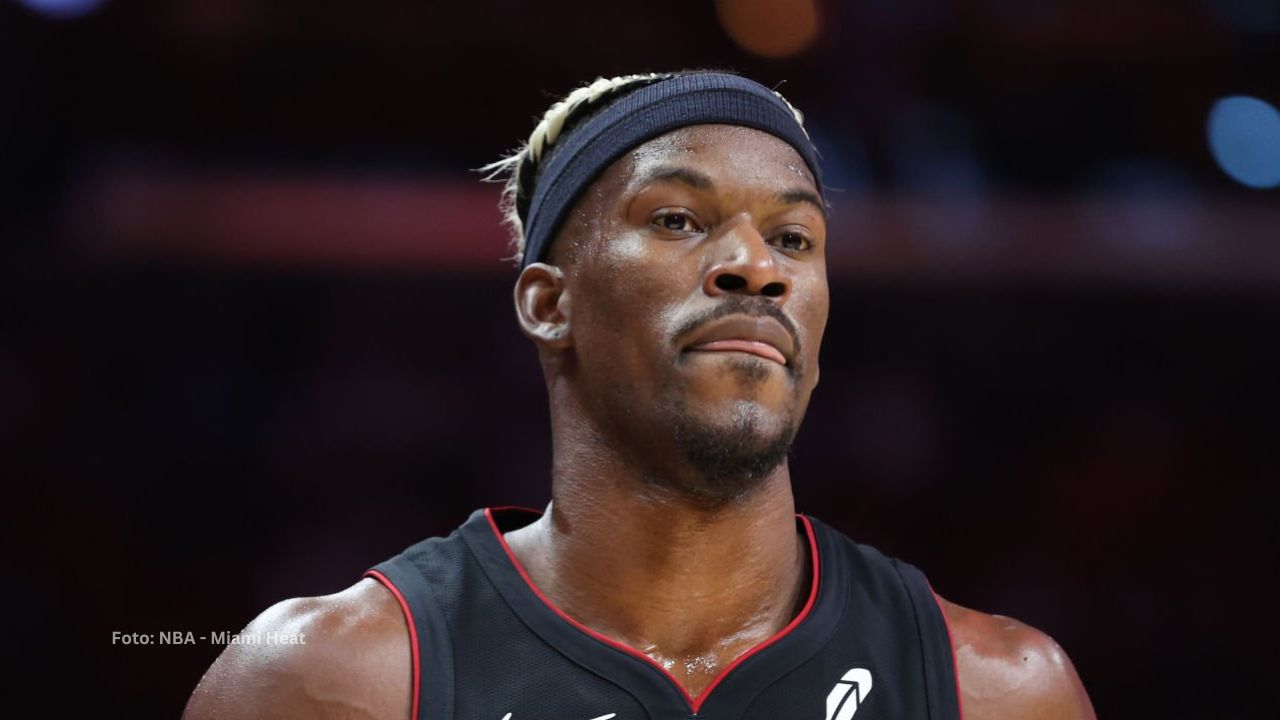 Miami Heat planea suspender a Jimmy Butler por pérdida de vuelo