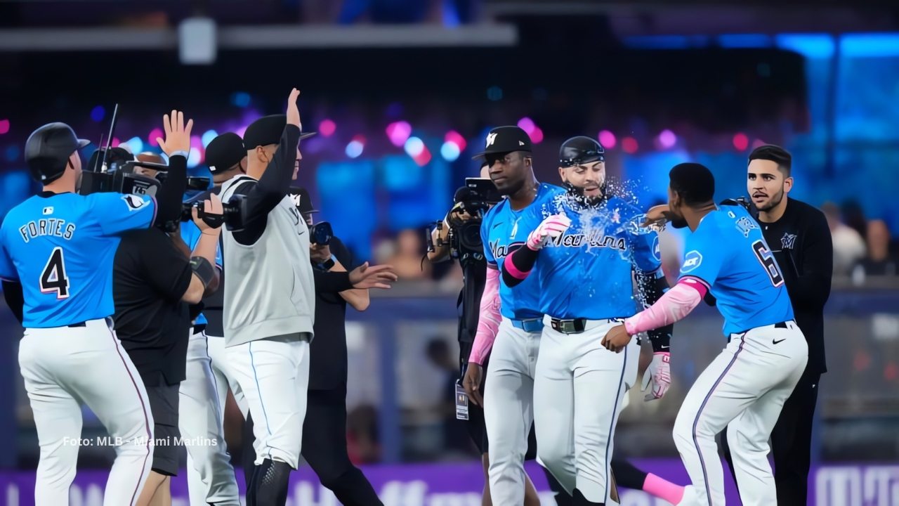 Jugadores de Miami Marlins celebrando