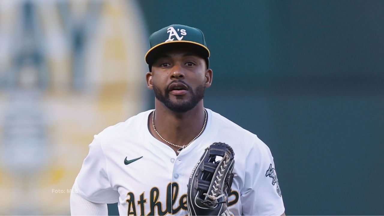 Miguel Andújar con Oakland Athletics