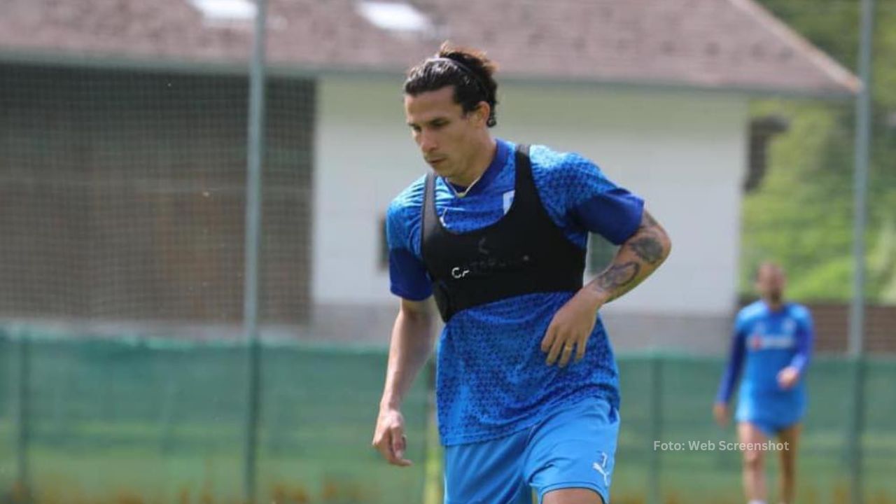 Luis Javier Paradela en el campo de juego