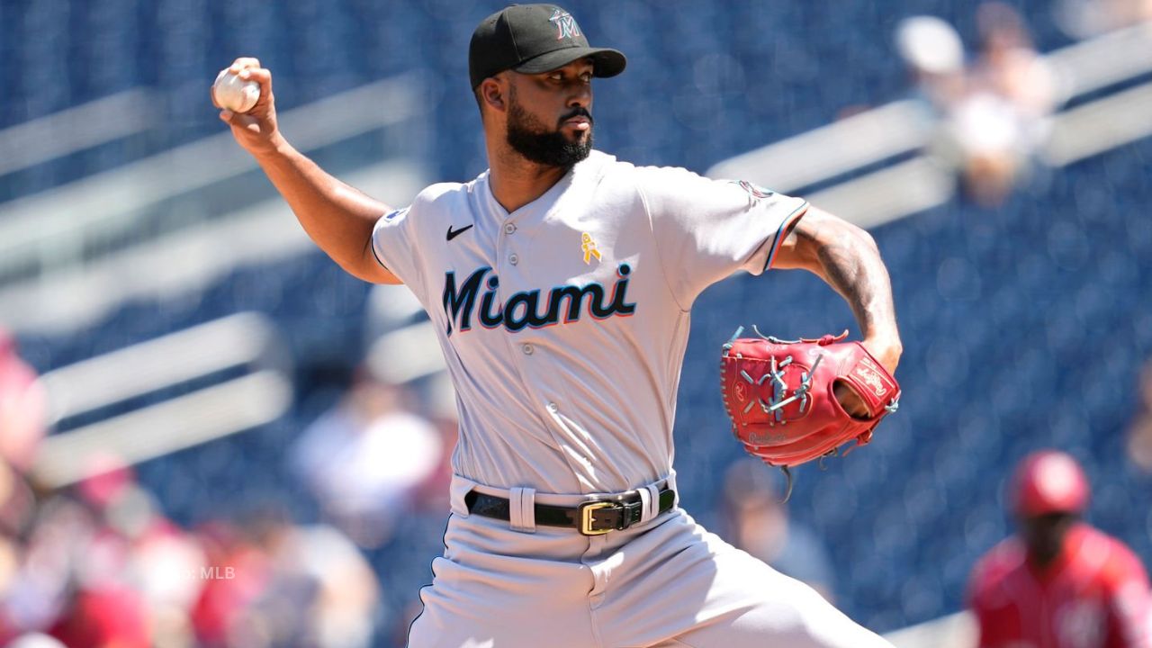 Sandy Alcántara con Miami Marlins