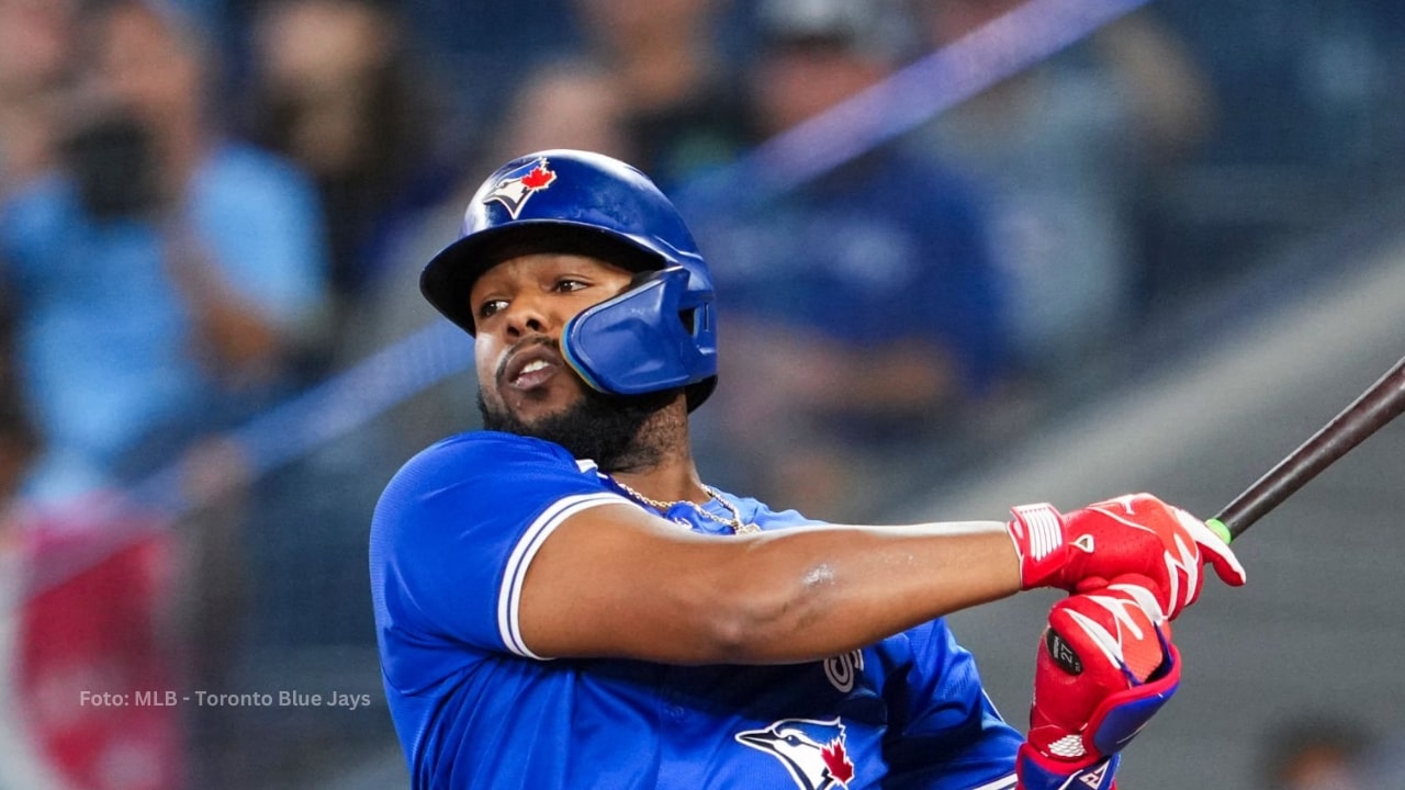 Vladimir Guerrero Jr con Toronto