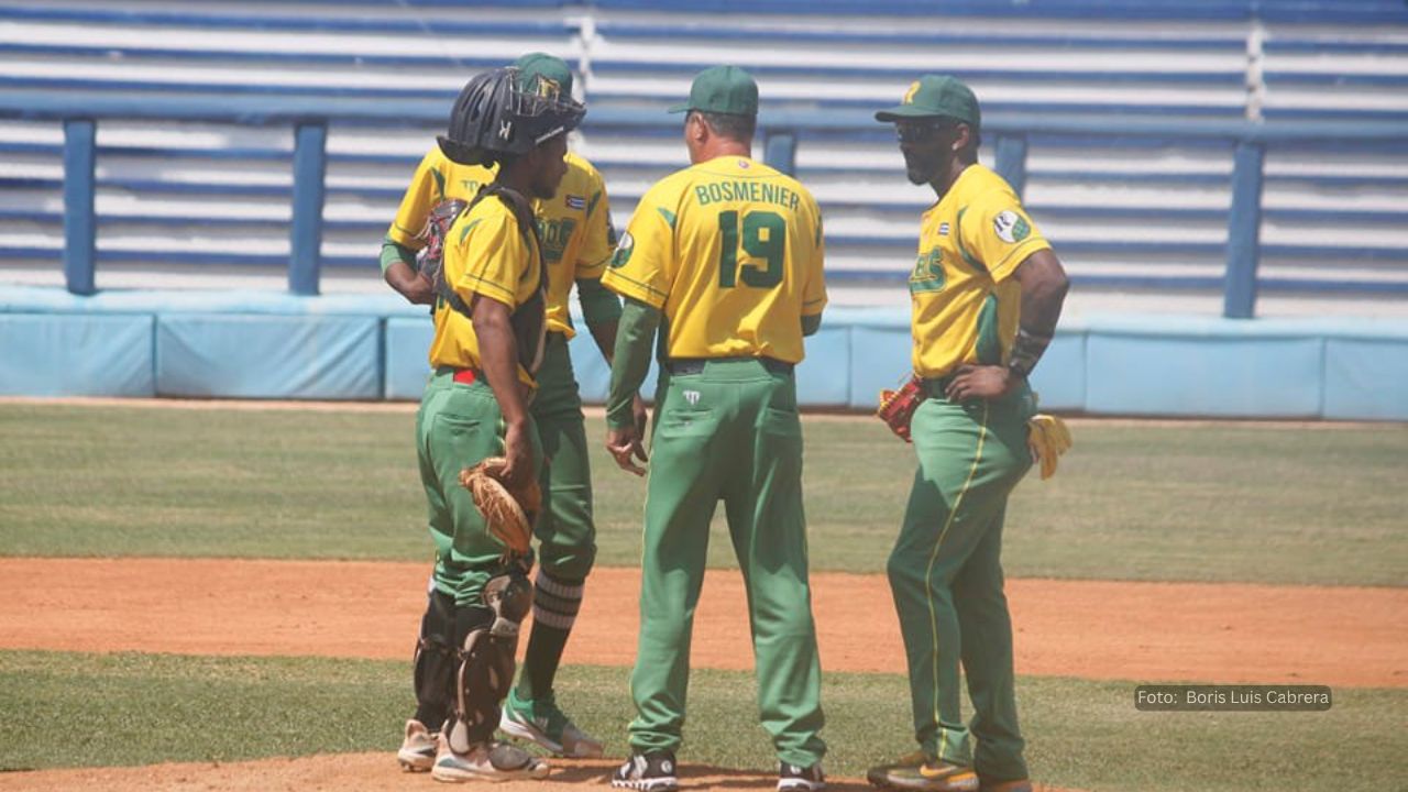 beisbol cubano Peloteros convocan a exigir mejores salarios