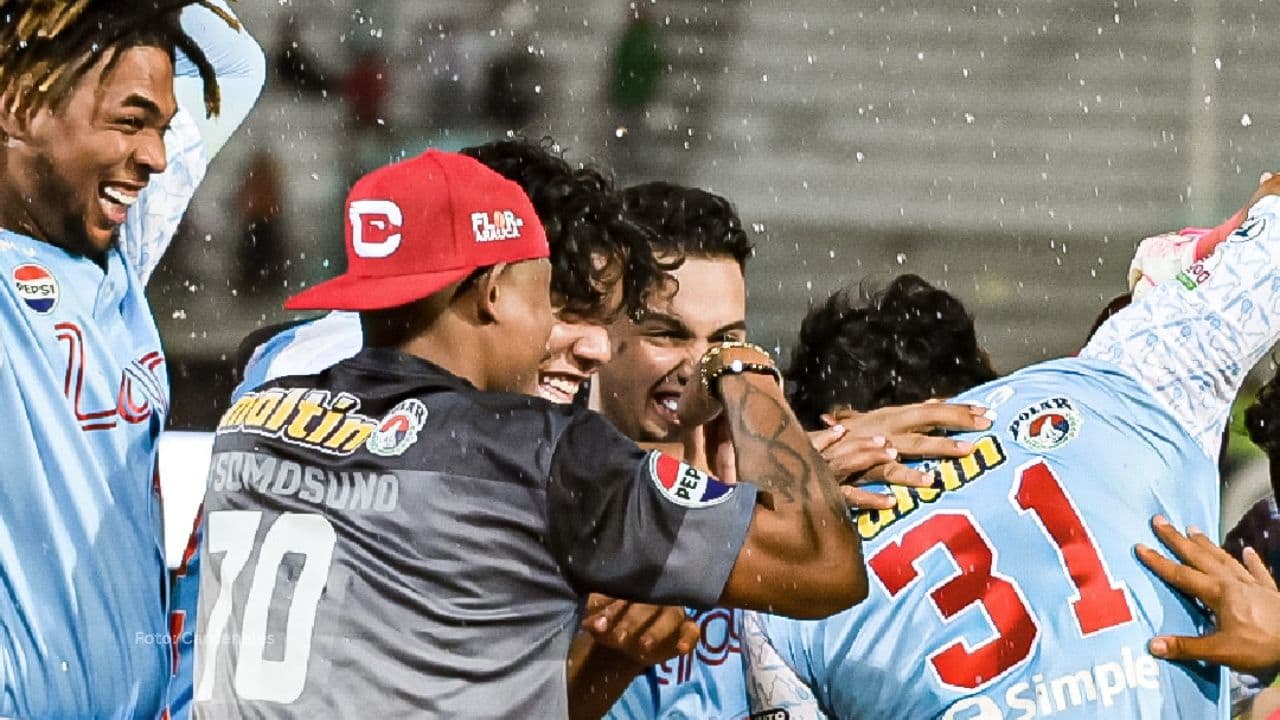 Cardenales de Lara ganó por paliza a Tigres y clasificó a la Gran Final de la LVBP 2025.