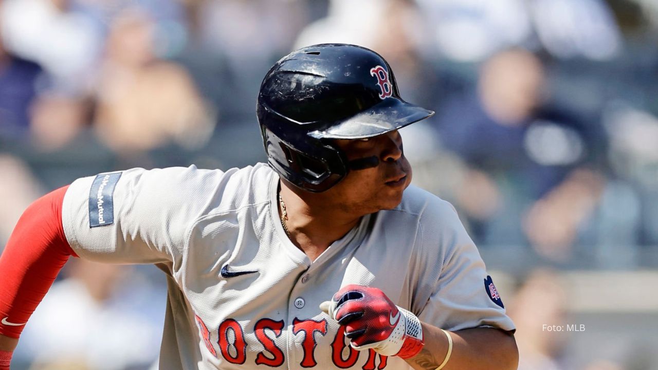 Rafael Devers con Boston