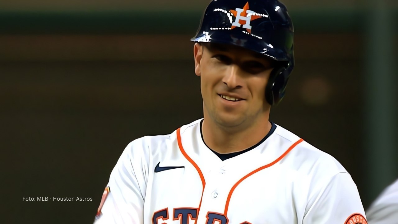 Alex Bregman con el uniforme de Houston Astros