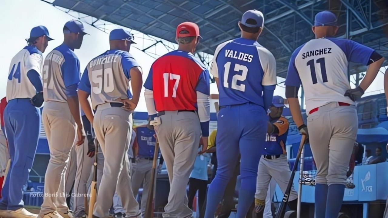 Jugadores del beisbol cubano juntos