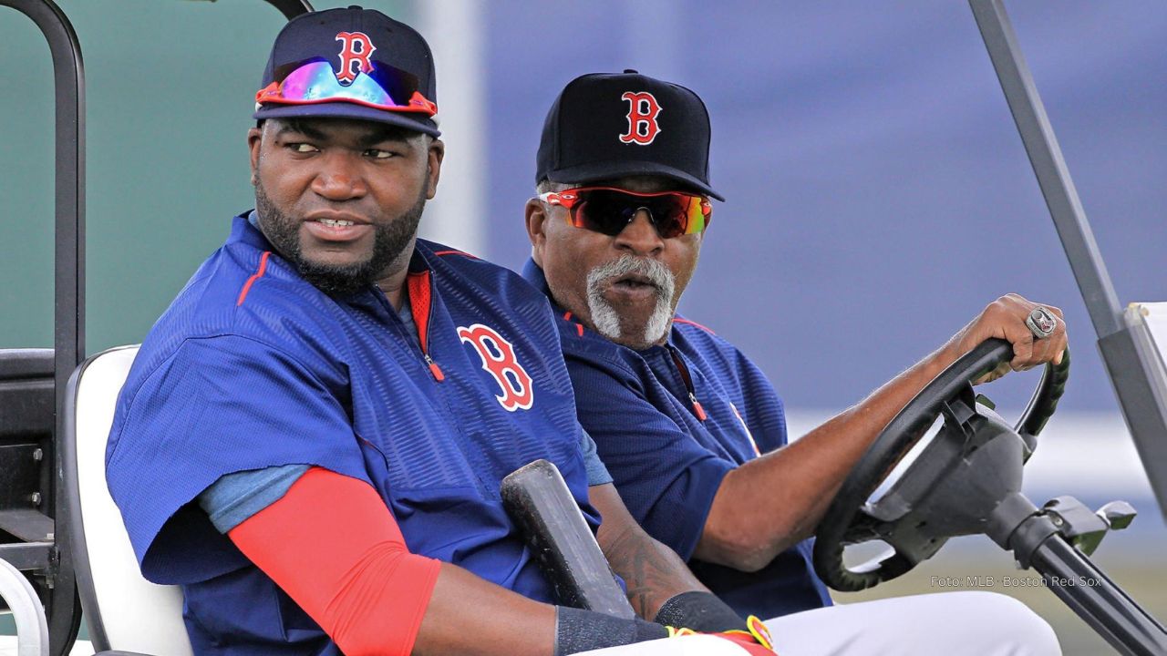 Luis Tiant fue reconocido por Boston Red Sox en la pretemporada MLB después que exhibieron un mural en su campo de entrenamientos.