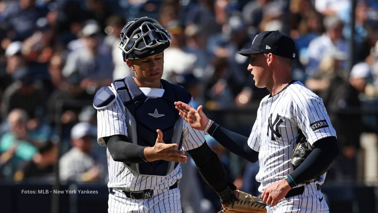 JC Escarra con el uniforme de New York Yankees