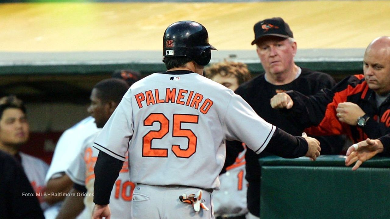 Rafael Palmeiro es el más destacado de la lista de peloteros cubanos en Baltimore Orioles.