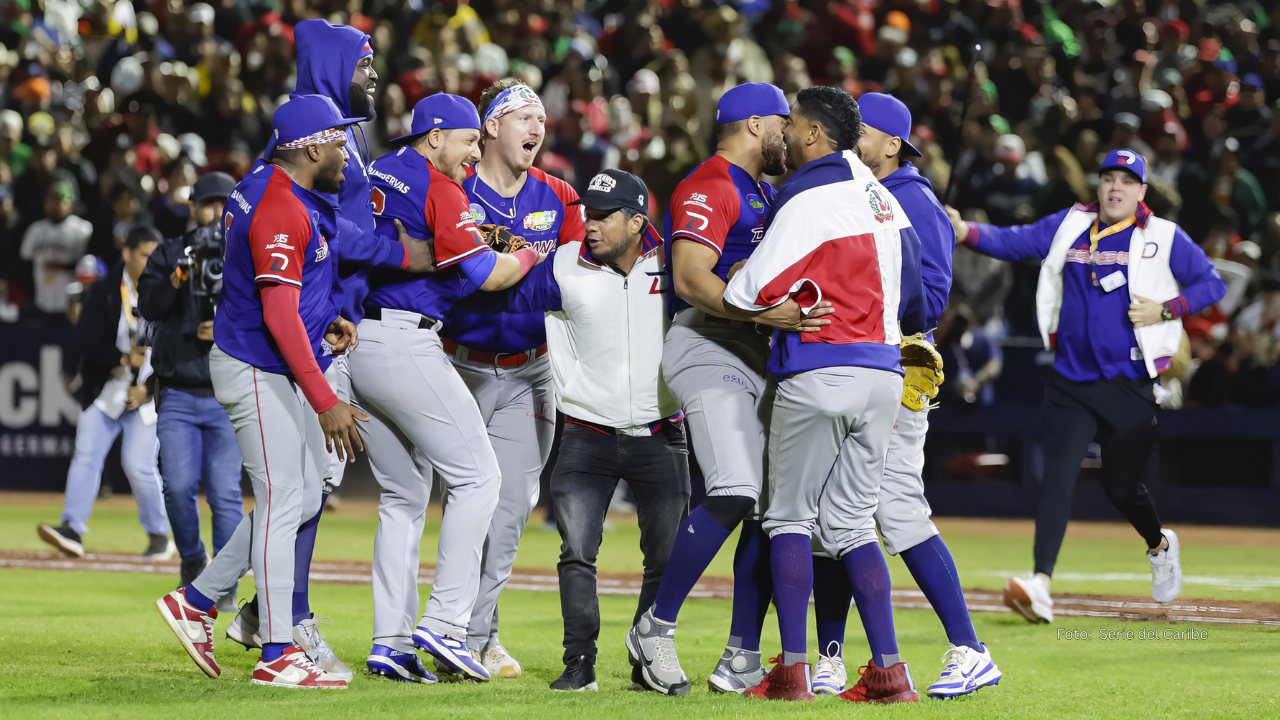 Dominicana Campeón de Serie del Caribe tras partidazo ante México