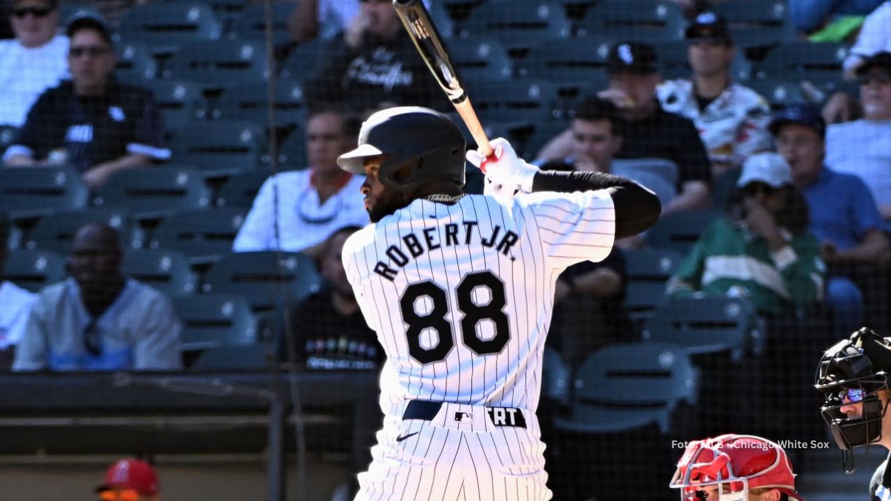 El cubano Luis Robert Jr viene de una temporada 2024 para el olvido con Chicago White Sox.