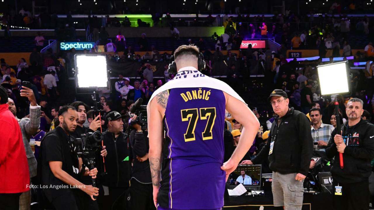 Luka Doncic con Los Angeles Lakers