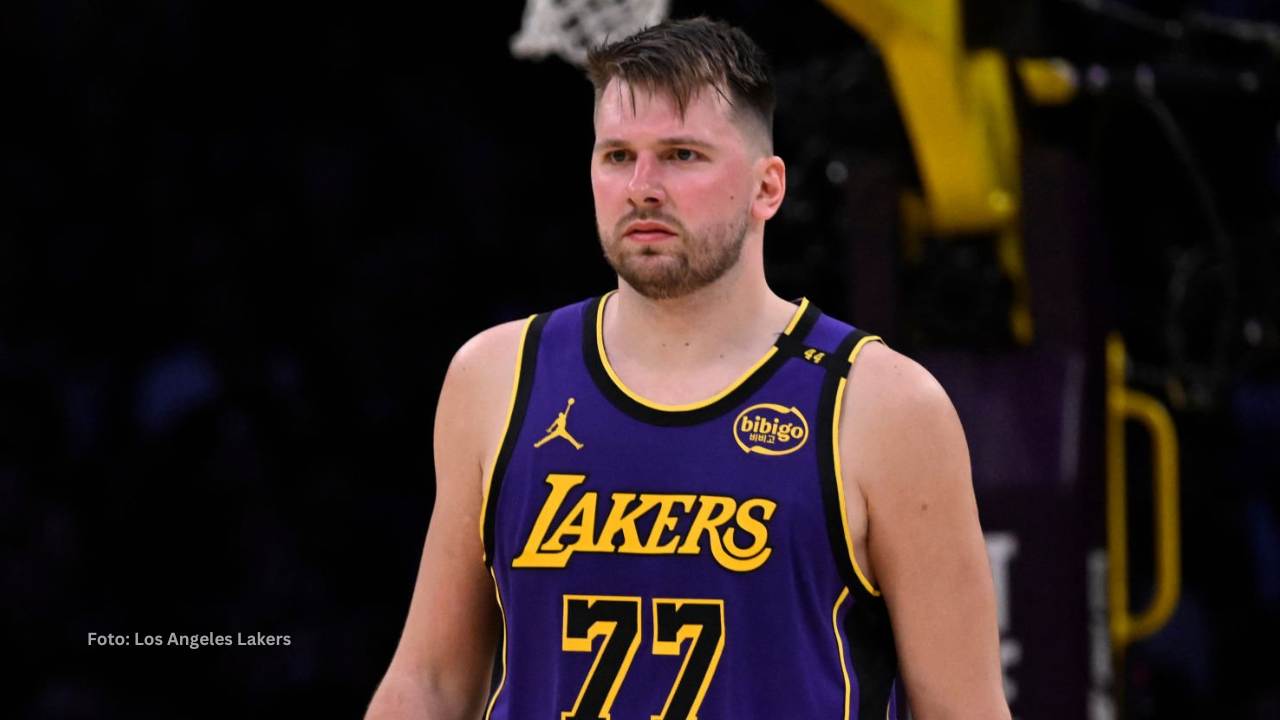 Luka Doncic con Los Angeles Lakers