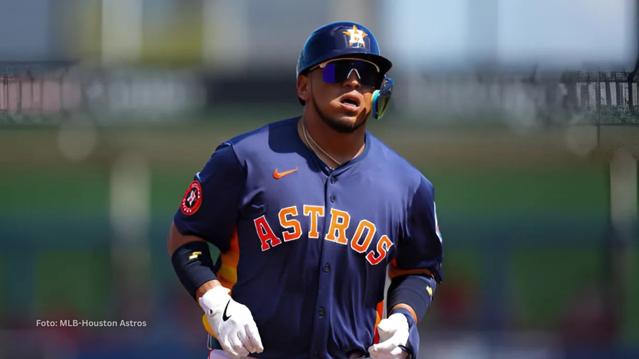 Isaac Paredes jugando con Houston Astros