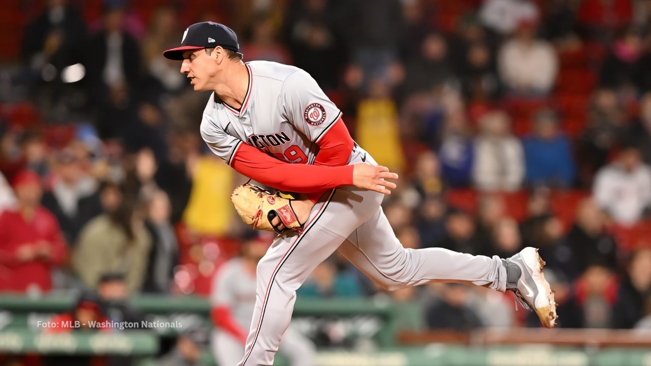 Jacob Barnes lanzando con Washington Nationals