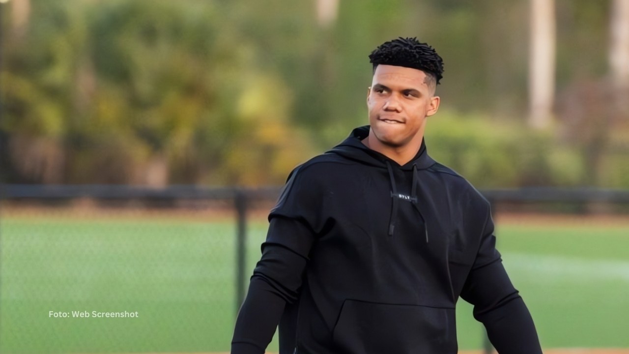 Juan Soto llegando al Spring Training