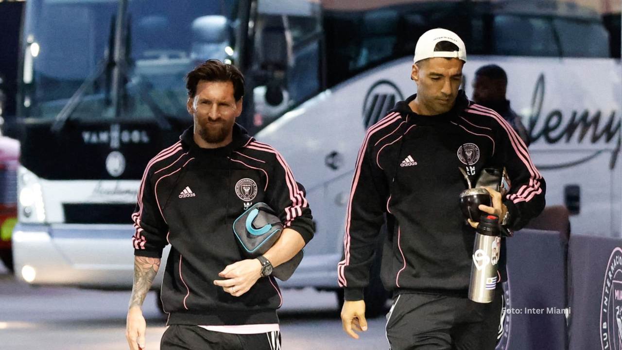 Lionel Messi y Luis Suárez llegando al estadio en Miami