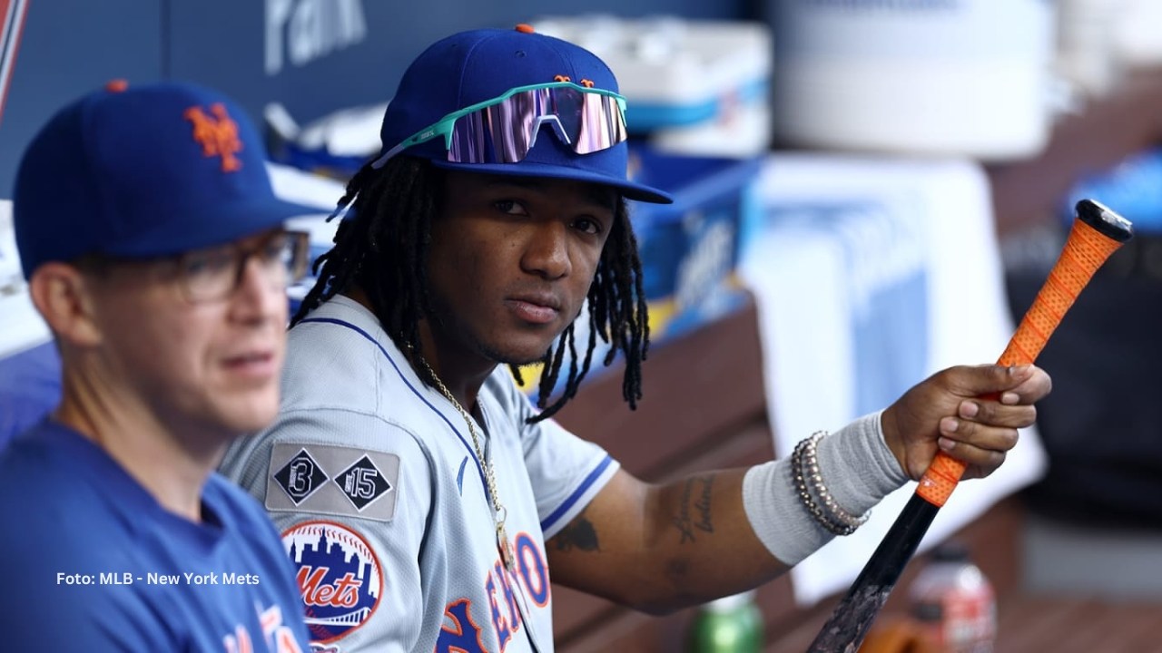 Luisangel Acuña en el dugout de New York Mets