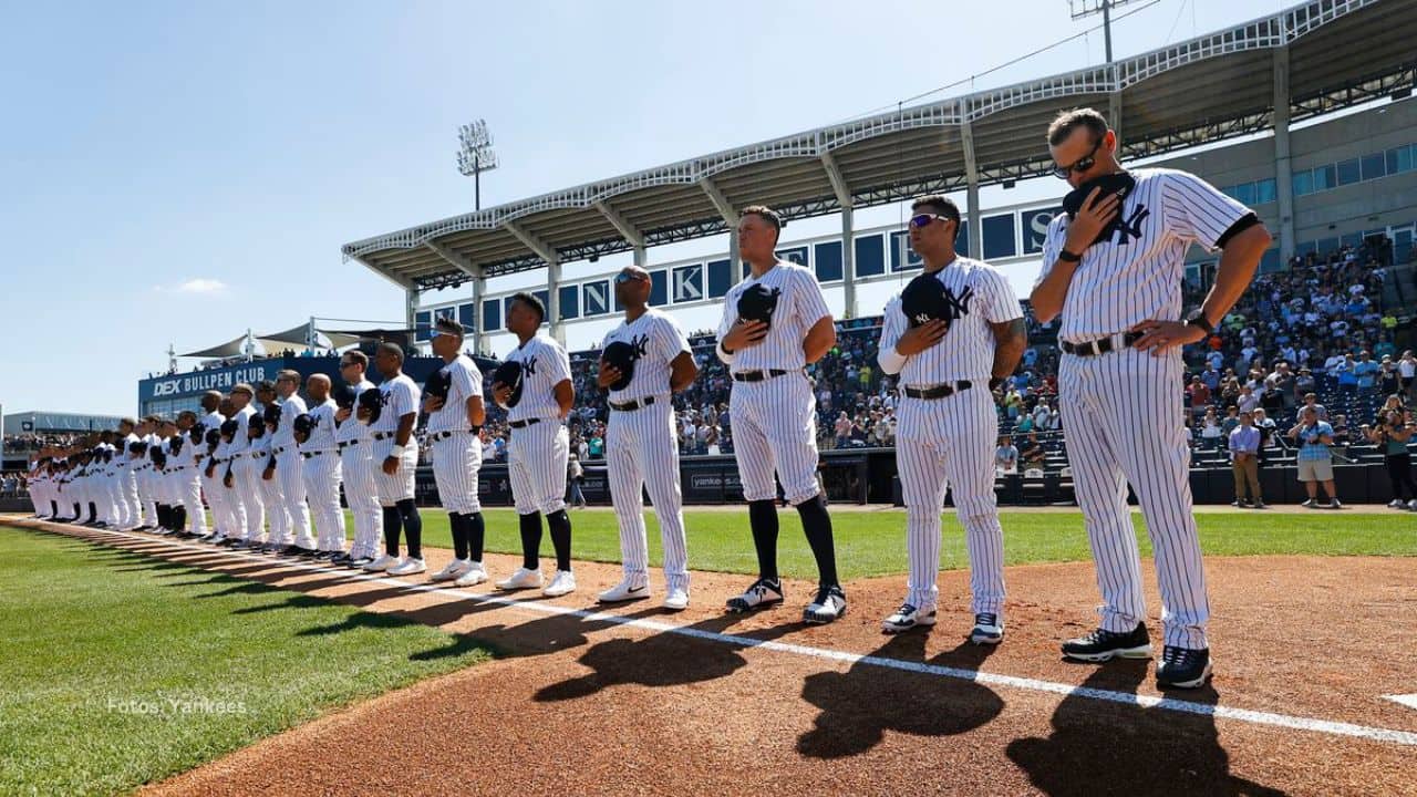 New York Yankees anunciaron este domingo que han invitado al receptor Ronaldo Hernández y al lanzador Jayvien Sandridge.