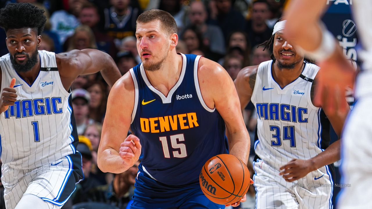 Nikola Jokic se ubica en el tercer puesto histórico de la NBA en triple-doble con un total de 154.