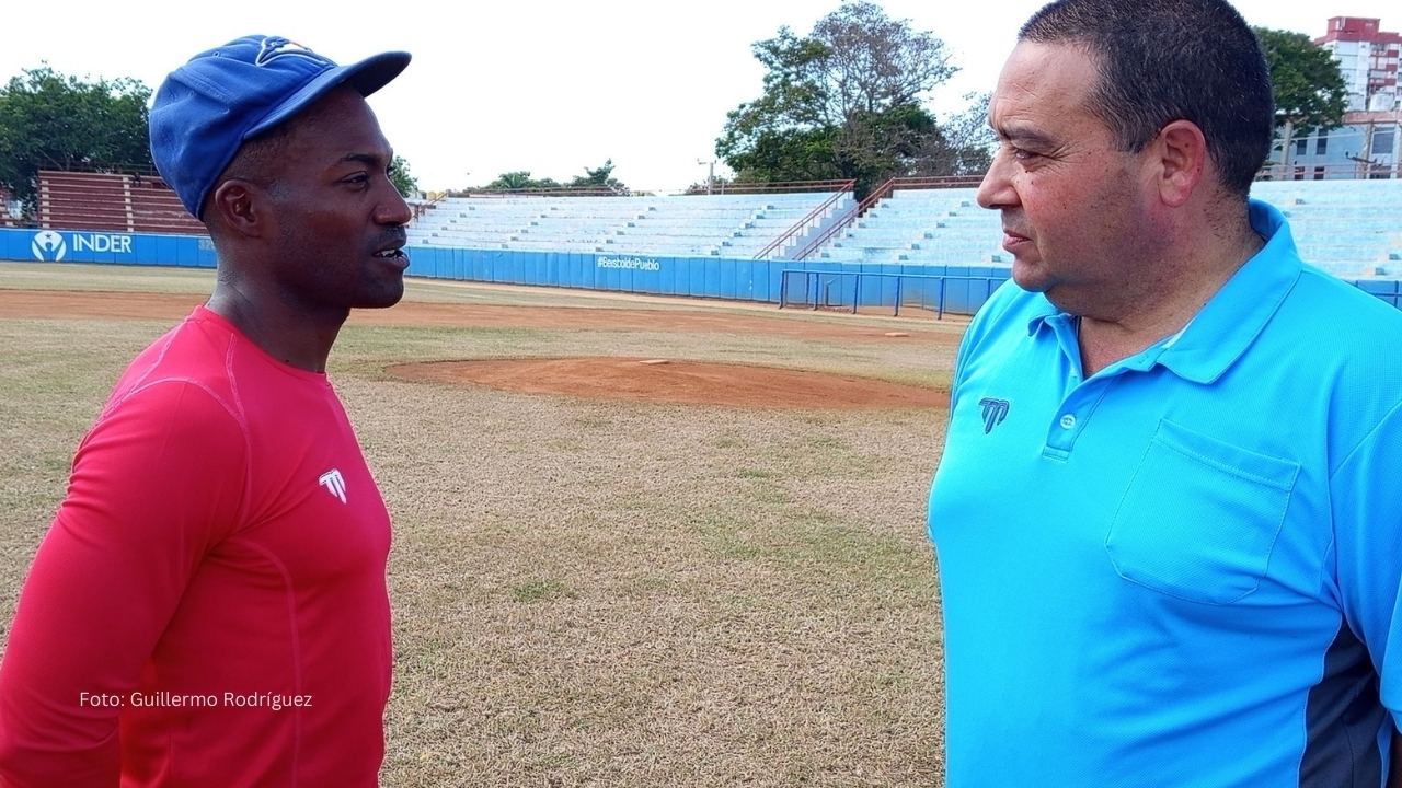 Osvaldo Abreu junto a Omar Venegas