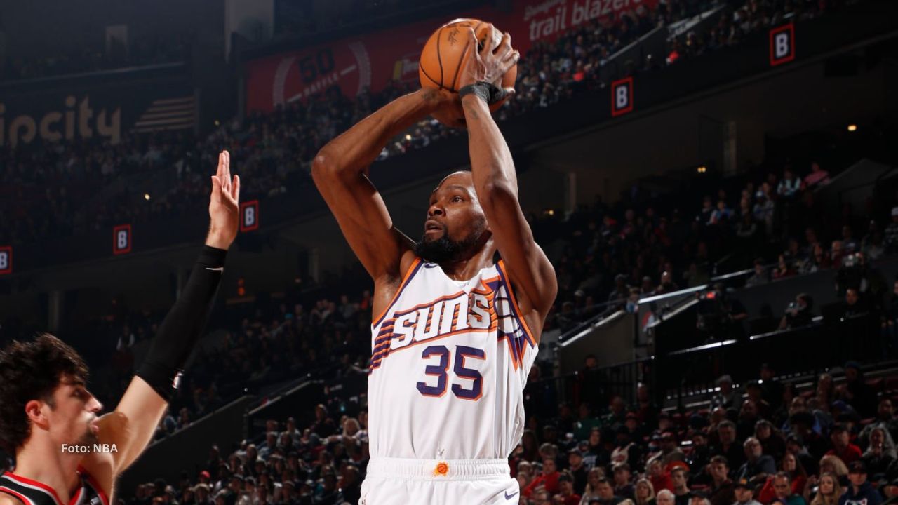 Kevin Durant con Phoenix Suns