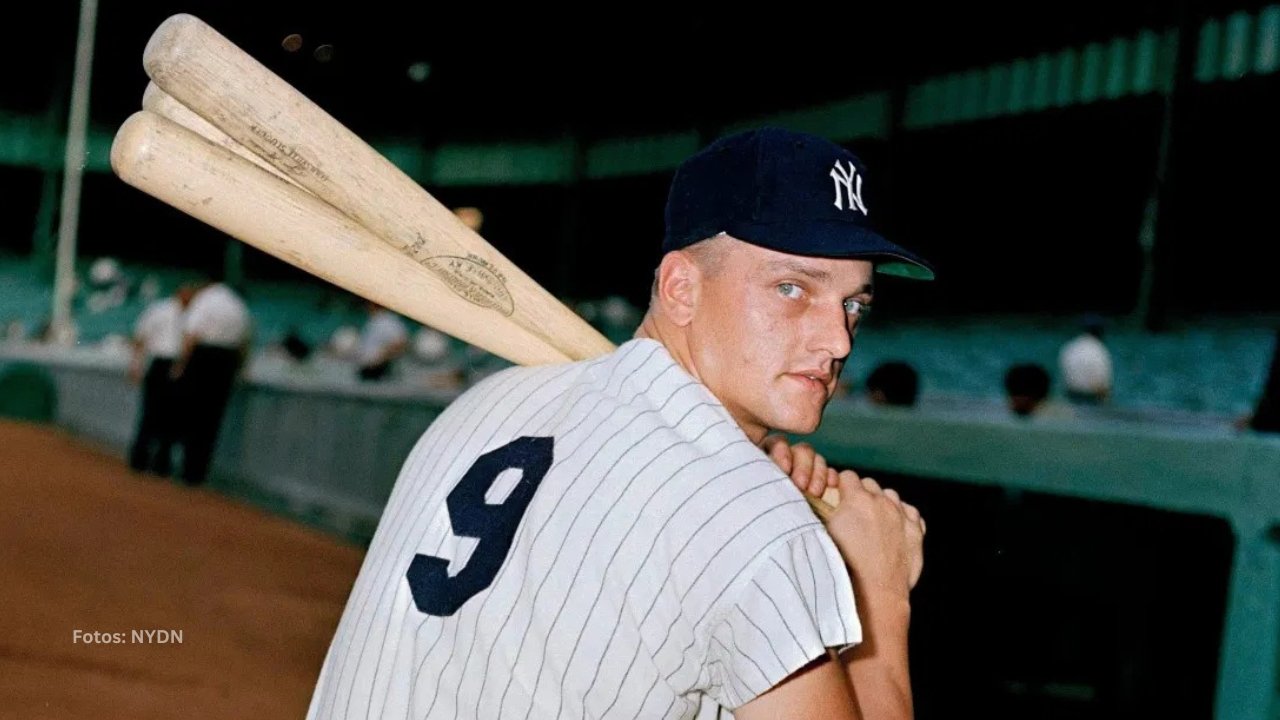 Roger Maris con el uniforme de New York Yankees