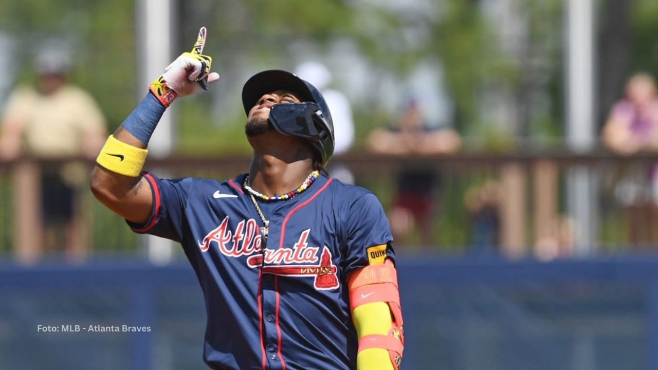 Ronald Acuña Jr. mantiene vigente el poder en su swing, situación que exhibió con Braves en los Spring Training.