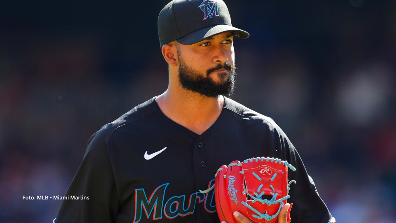 Sandy Alcántara con Miami Marlins