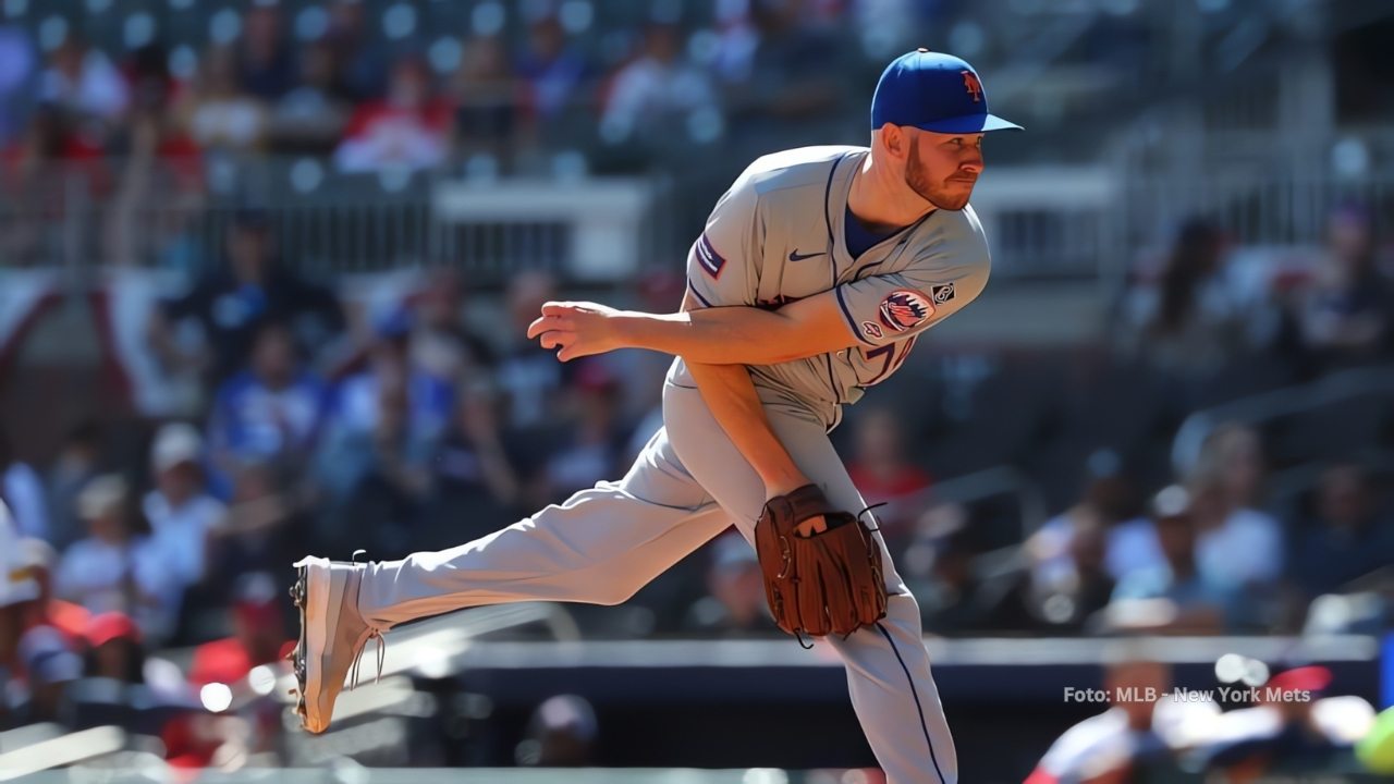 Tyler Jay lanzando en MLB con New York Mets. Milwaukee Brewers.