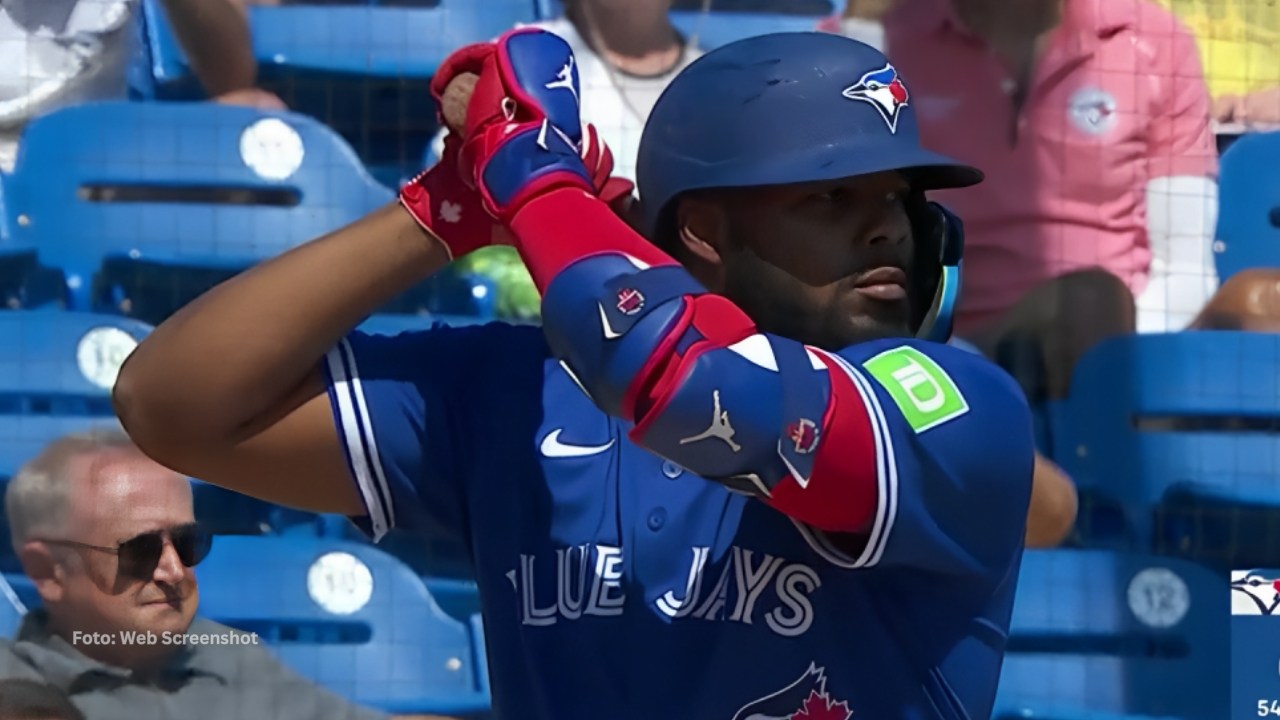 Vladimir Guerrero Jr. en un turno con Toronto Blue Jays