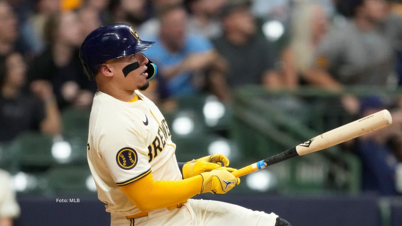 El equipo de Milwaukee Brewers aseguró a su estrella William Contreras para la temporada 2025