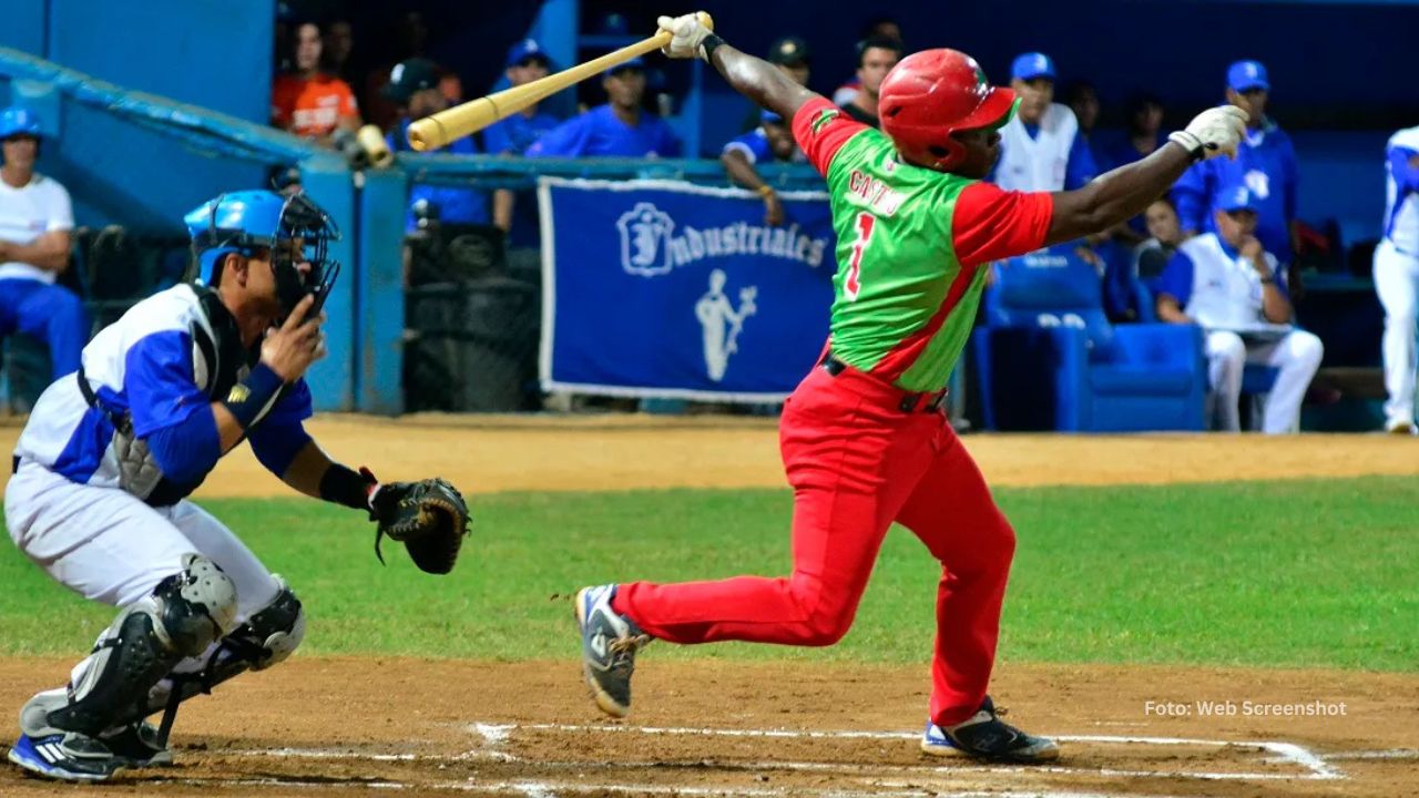 Beisbol cubano: peloteros opinan sobre aumento salarial