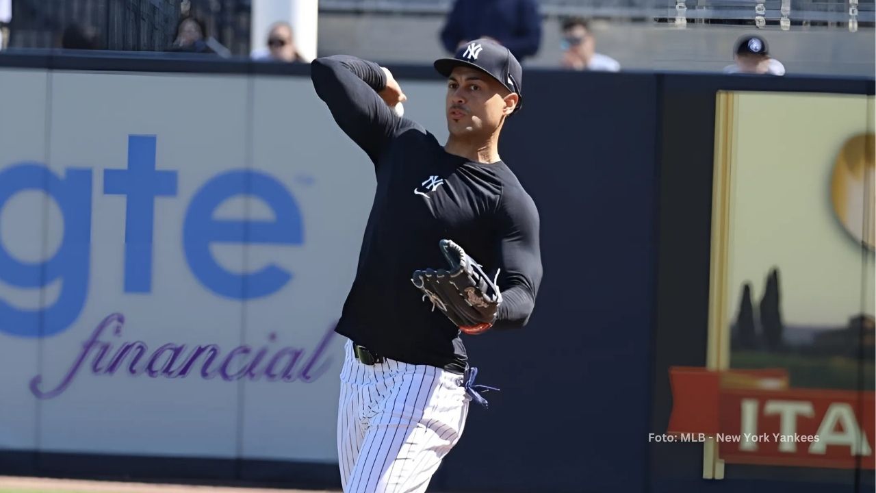 Giancarlo Stanton en el Spring Training.