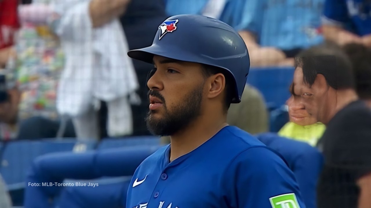 Anthony Santander con Toronto Blue Jays