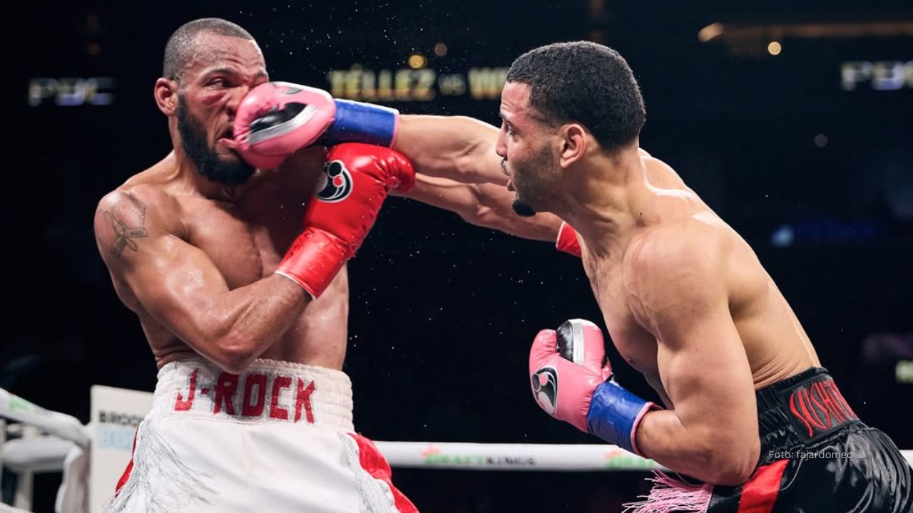 Cubano Yoenis Téllez en pelea de boxeo