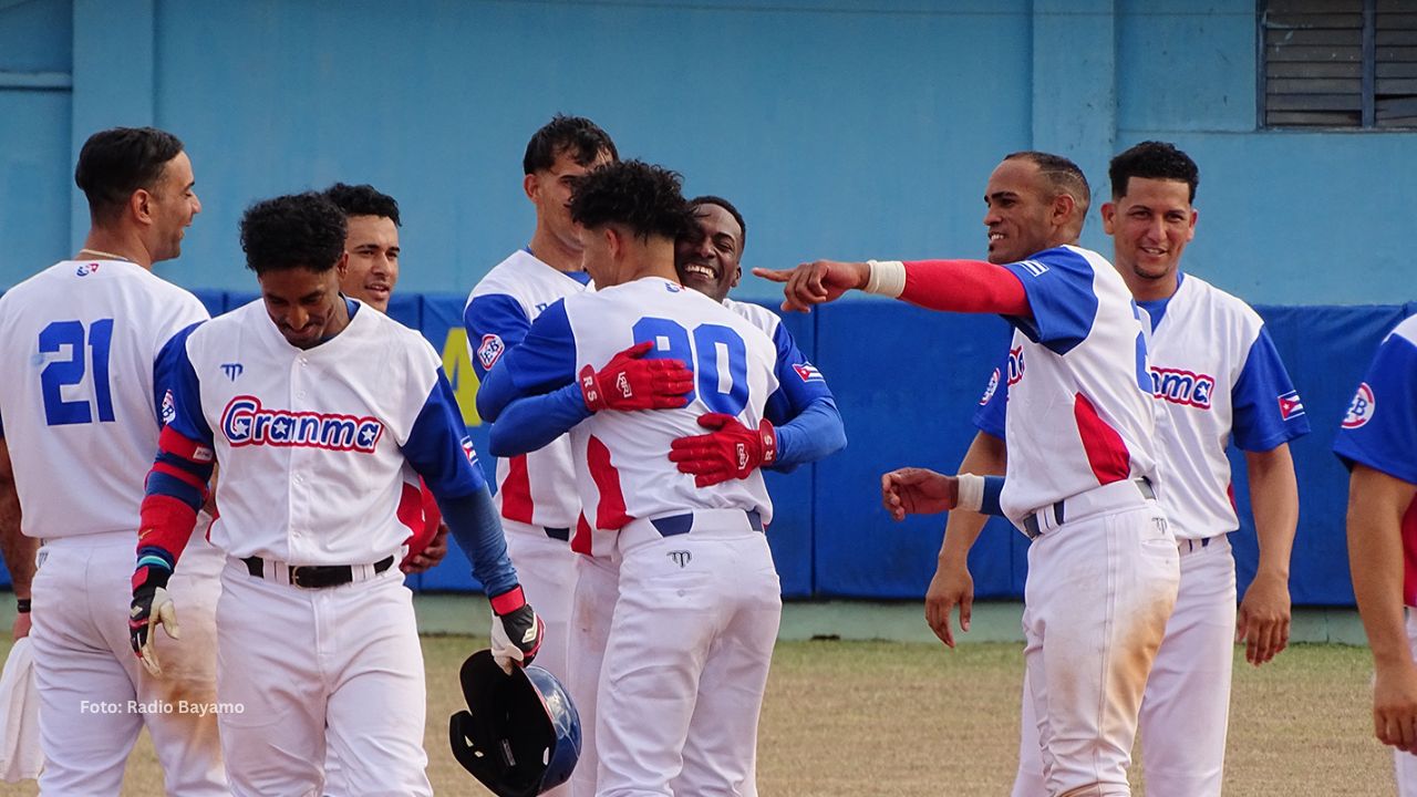 Industriales y Pinar del Río protagonizaron un reñido duelo en la jornada de apertura de la Liga Élite del Beisbol Cubano.
