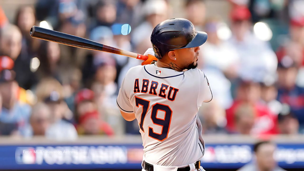 José Abreu jugando con Houston Astros en MLB