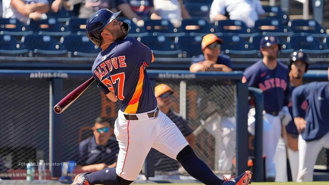 Jose Altuve Bateando con Houston Astros