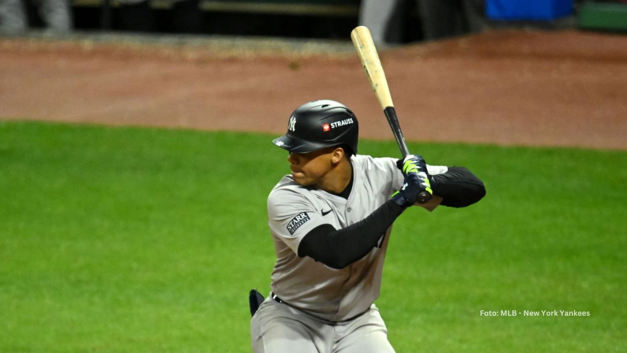 Juan Soto con el uniforme de New York Yankees