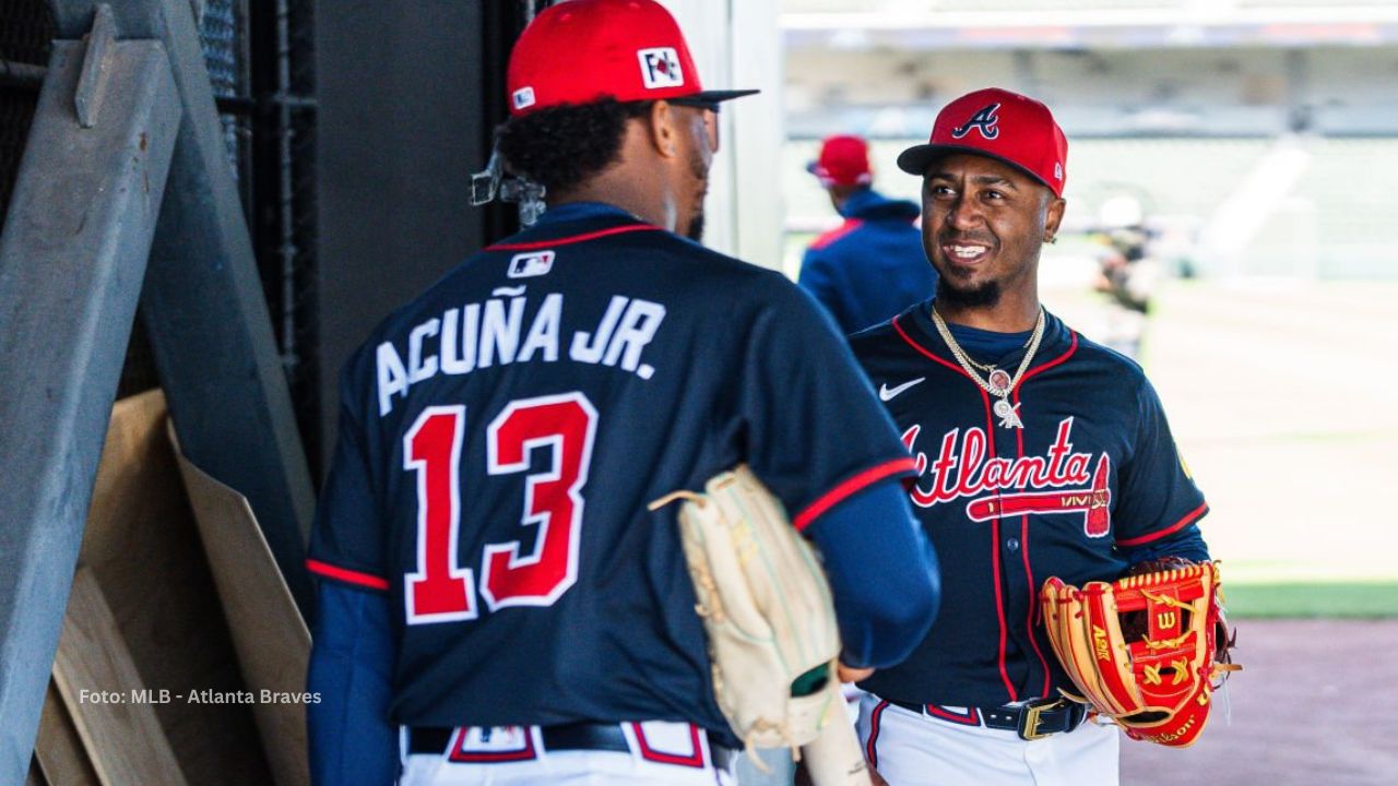 Ronald Acuña Jr con el uniforme de Atlanta Braves