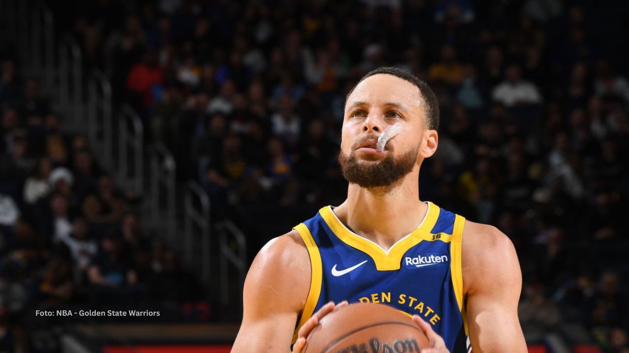 Stephen Curry alcanza 250 triples en NBA, máximo en la historia