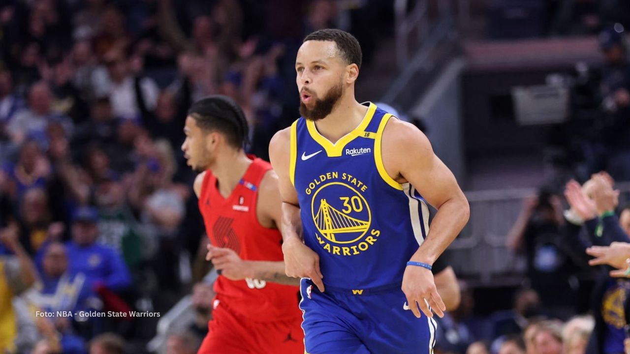 Stephen Curry alcanza 250 triples en NBA, máximo en la historia