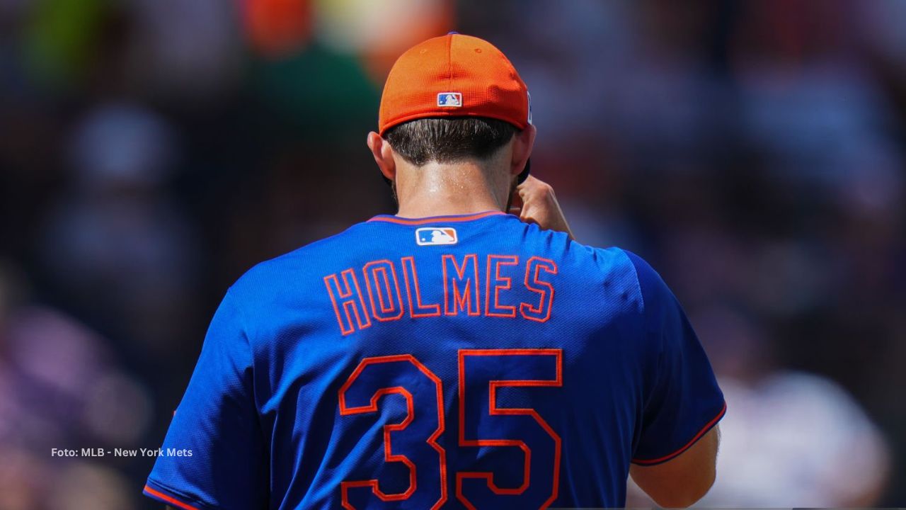 clay holmes mets