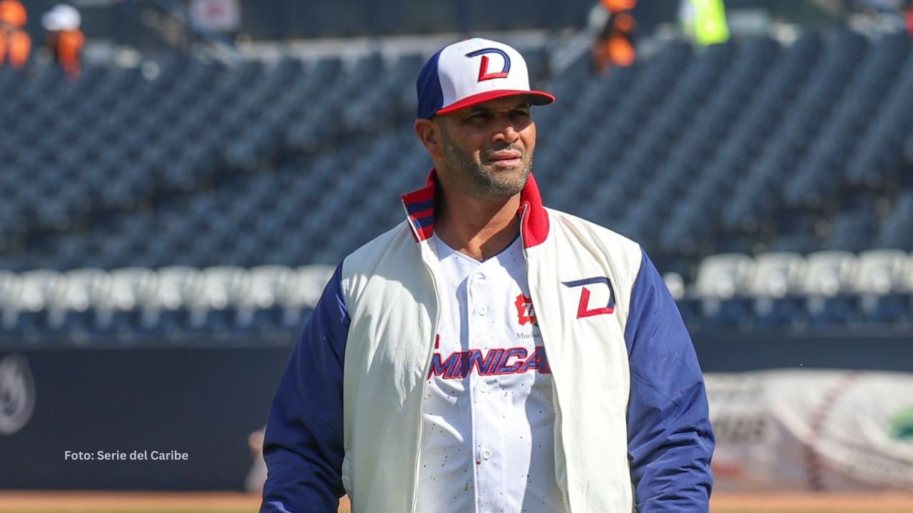 Albert Pujols dirigiendo en la Serie del Caribe