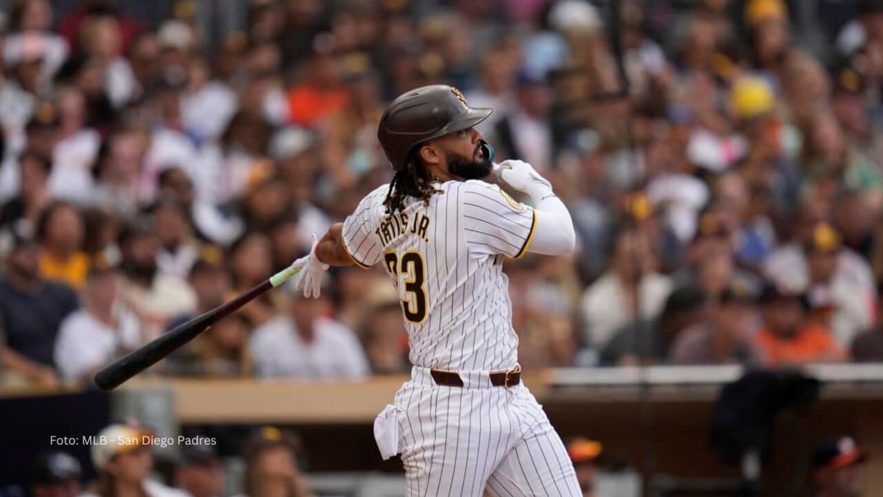 Jonrón de Fernando Tatis Jr. con San Diego Padres en 2025
