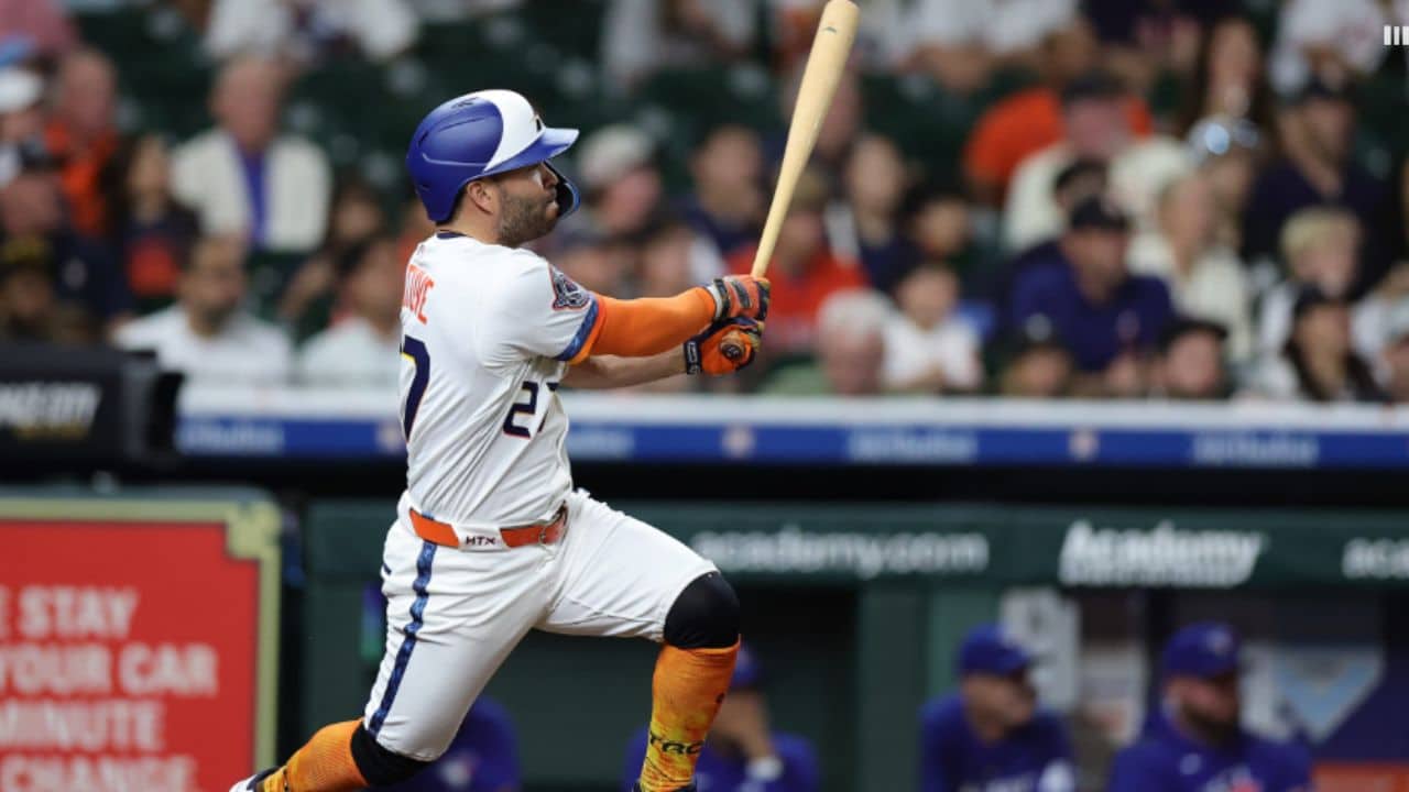 Jose Altuve doble RBI Houston Astros
