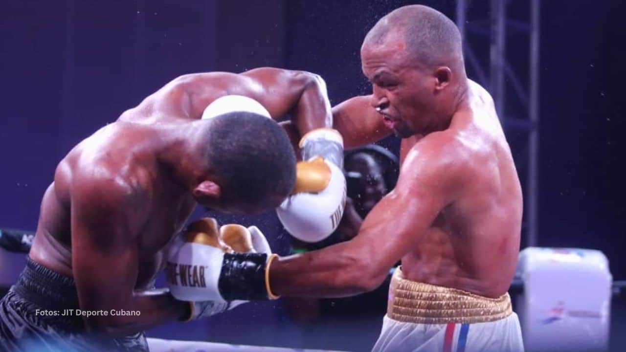 KO de Lázaro Álvarez deja tendido al dominicano Santos en Varadero