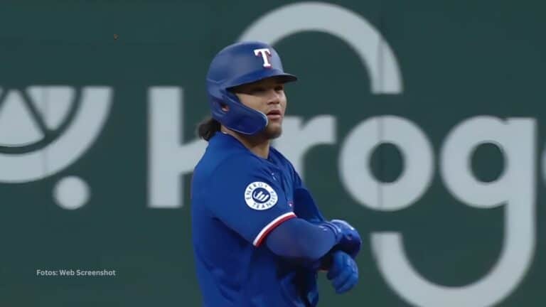 Prospecto Alejandro Osuna con el conjunto de Texas Rangers